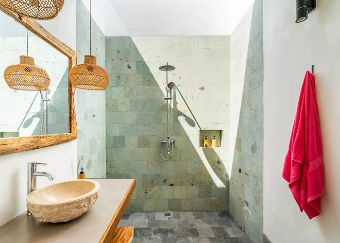 Villa Complex Bingin Bay - *